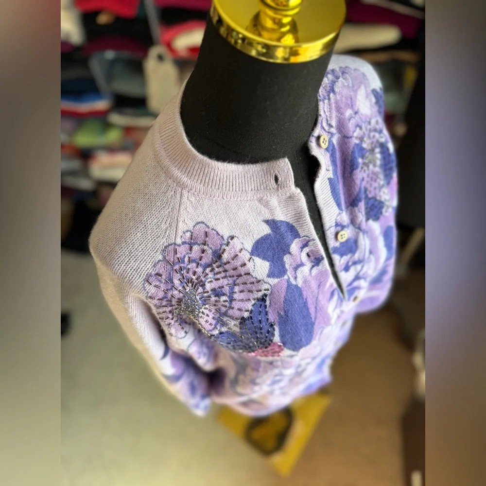 Profondo Blu Floral Cream & Purple Cardigan, Hand-Beaded. L. Wool/Angora. Italy._7